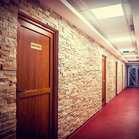 Perla Hotel 斯兰默多瓦 外观 照片
